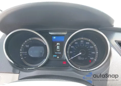 2015 Hyundai Sonata Hybrid z USA, uszkodzony, nr VIN KMHEC4A40FA138366